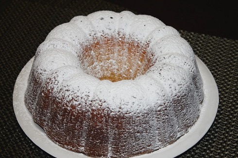 Browne Sugar: Sour Cream Pound Cake